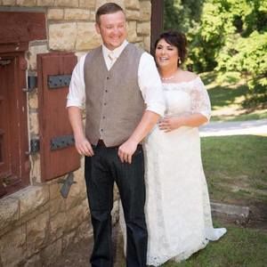 Meet your Posher, Hali